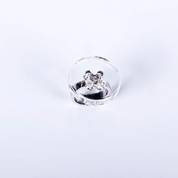 Benjamin, anelli di design in vetro "a bottone" - Blueside Emotional Design