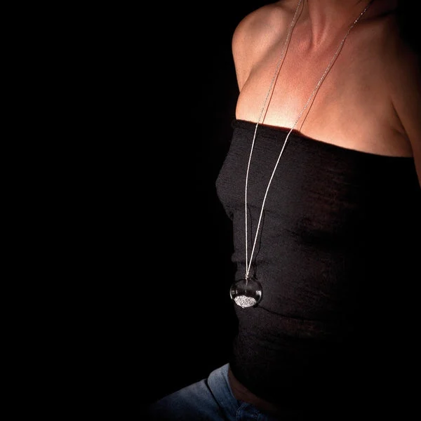 Sidney, collana lunga con sfera e strass - Blueside Emotional Design