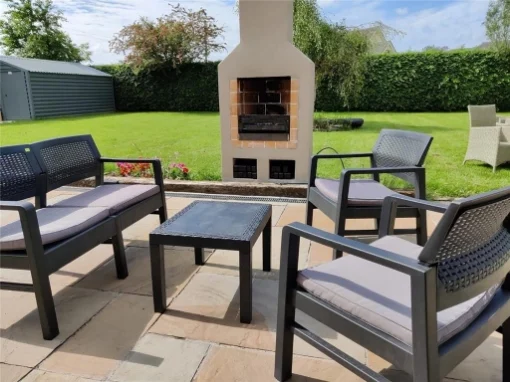 SET MOREEA DA GIARDINO EFFETTO RATTAN IN COLORE ANTRACITE CON CUSCINI - IPAE PROGARDEN