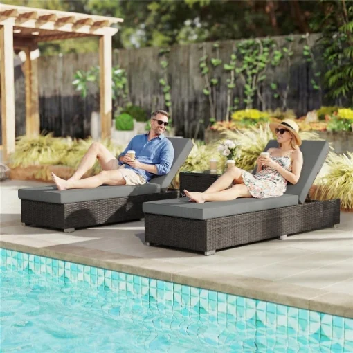 SET 2 SDRAIO DA GIARDINO IN RATTAN CON TAVOLINO LATERALE E SCHIENALE REGOLABILE, 184X60X22 CM, GRIGIO SCURO - MAURY'S
