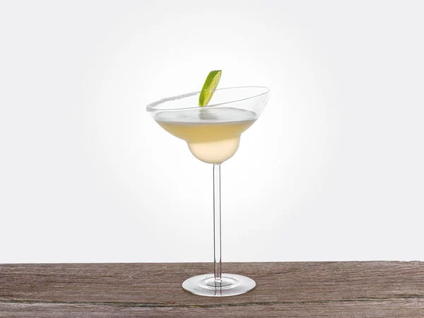 Margot, bicchiere di design in vetro per margarita - Blueside Emotional Design