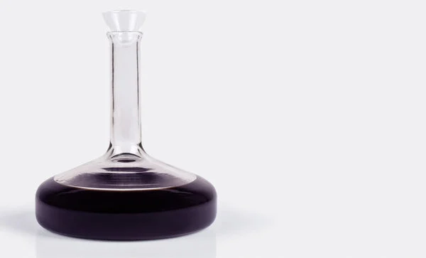 Ugo, bottiglia per degustazione aceti - Blueside Emotional Design