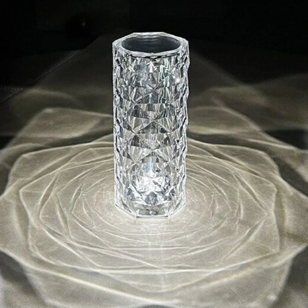 LAMPADA CRISTALLO TOUCH DA TAVOLO A BATTERIE RICARICABILE USB EFFETTO LUCE FIORI - TrAdE Shop Traesio