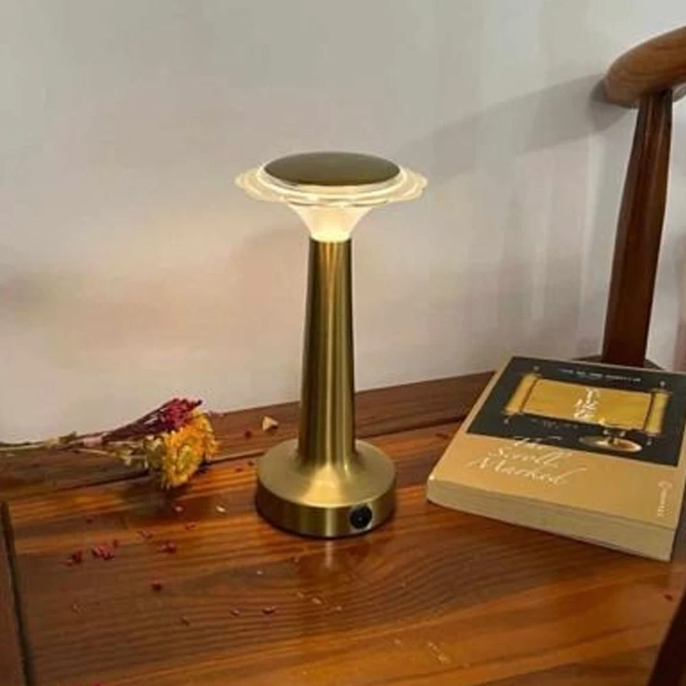LAMPADA DA TAVOLO VINTAGE A LED RICARICABILE USB LUME LUCE CALDA PER BAR LOCALI - TrAdE Shop Traesio