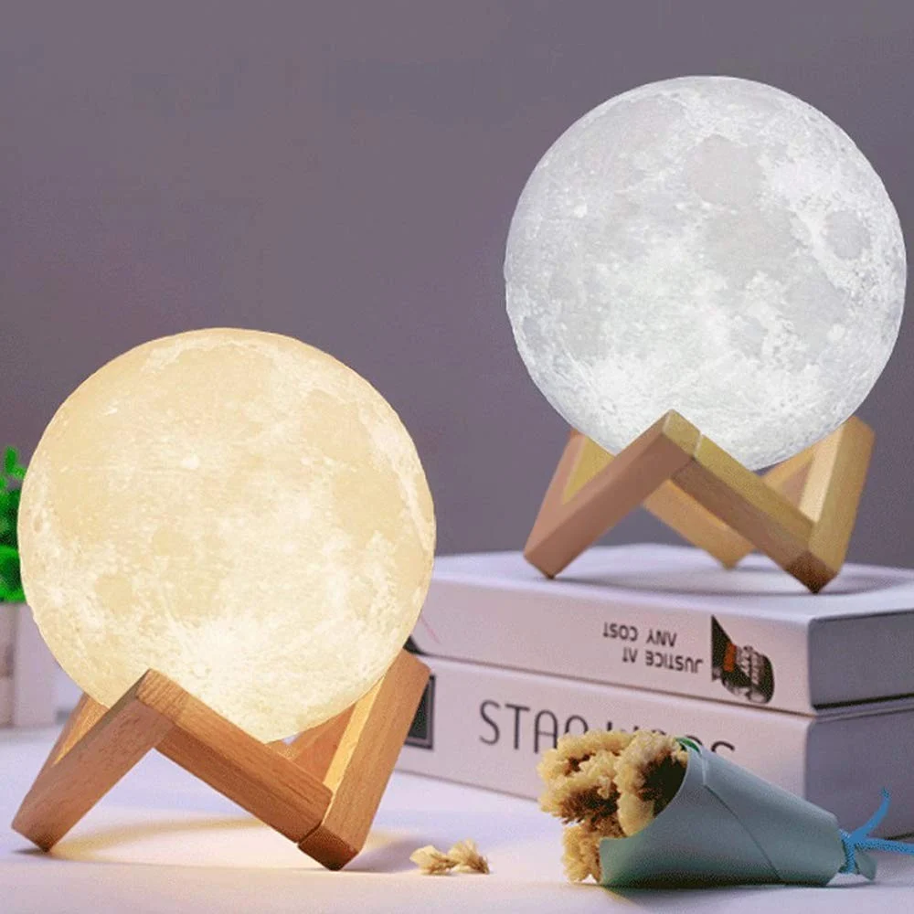 LAMPADA LED 3D A FORMA DI LUNA USB LUNA LUCE REGOLABILE NOTTURNA RICARICABILE - TrAdE Shop Traesio
