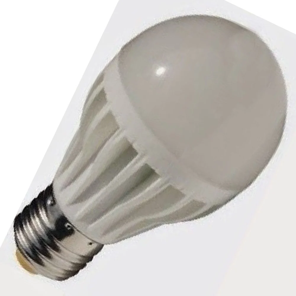 LAMPADINA A LED GLOBETTO SFERA CON ATTACCO GRANDE E27 DA 9W LUCE BIANCO FREDDO - TrAdE Shop Traesio