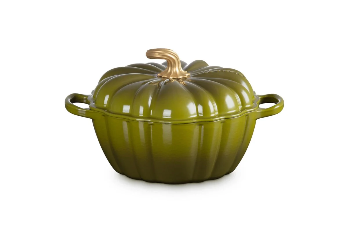 Le Creuset cocotte in ghisa smaltata a forma di zucca 24cm Signature Olive 3.7 L