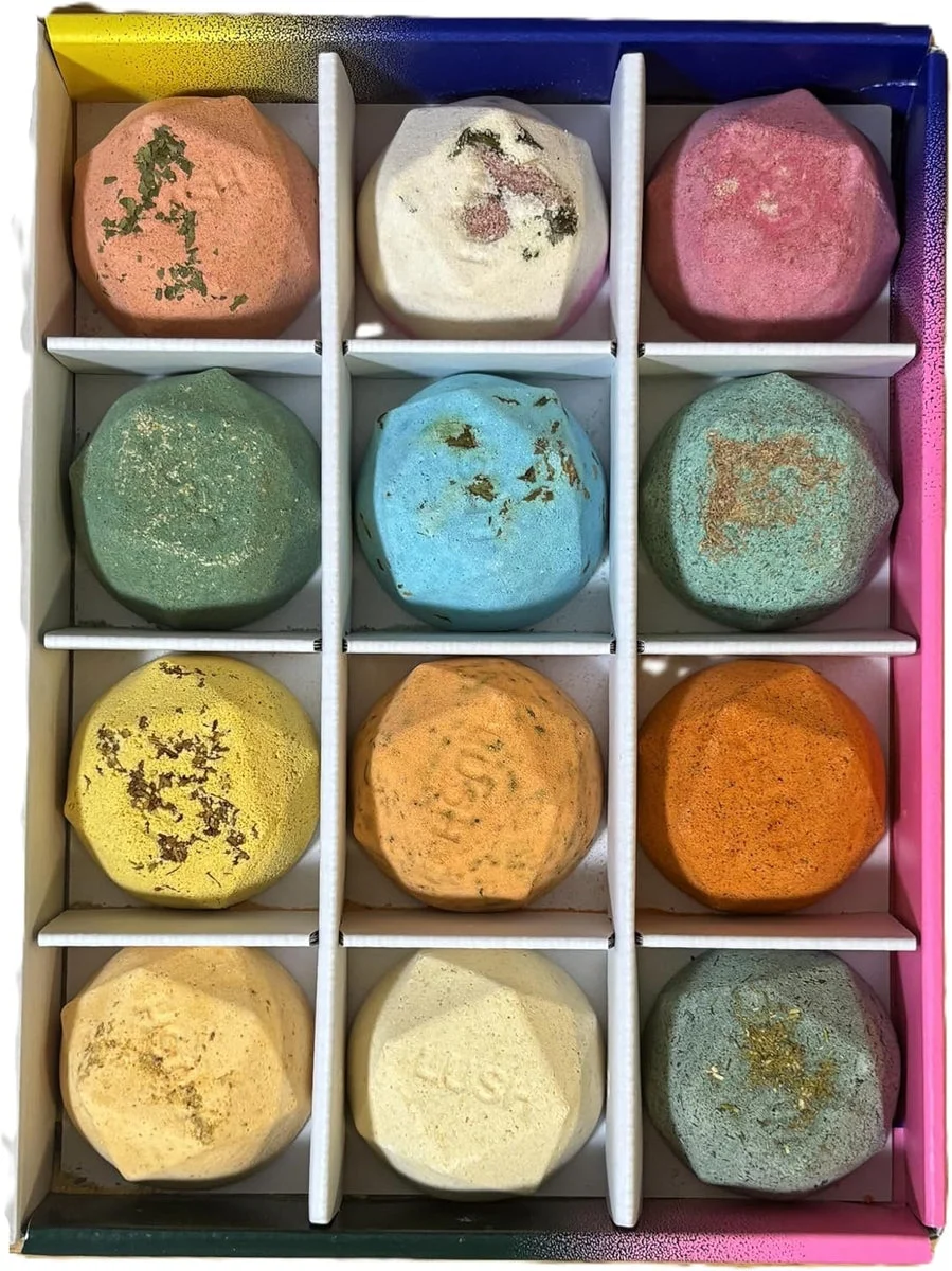 LUSH Bath Bomb Seasonal Moment 12-Piece Gift Box