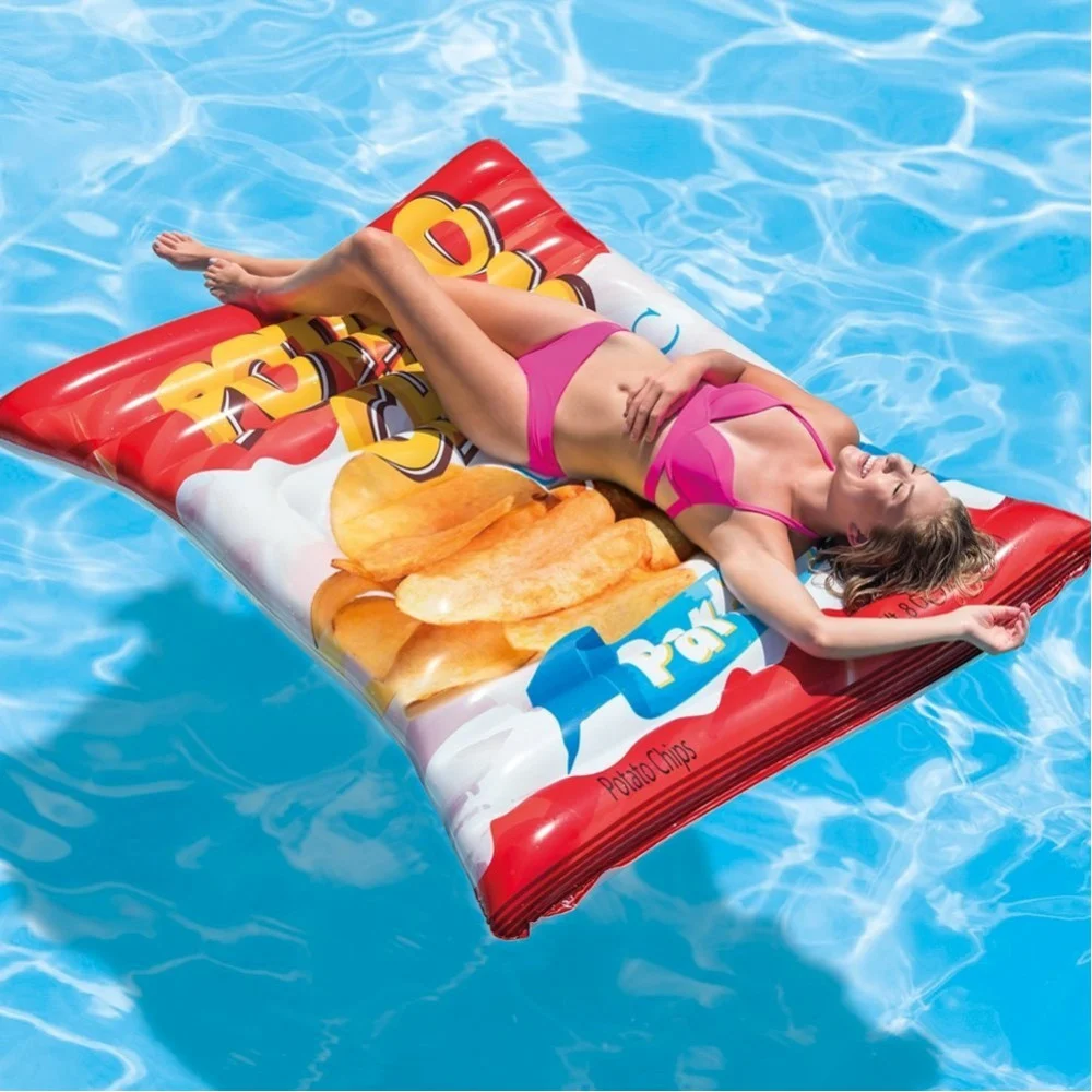 MATERASSINO ISOLA GONFIABILE STAMPA PATATINE CHIPS IN PVC MARE PISCINA 178X140CM - TrAdE Shop Traesio