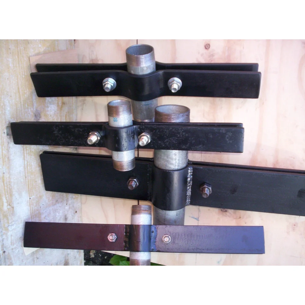 SET DI 3 STAFFE PER TUBI DA 2" A 2"1/2 CRAVATTE FERMATUBO STRINGENTI PER POZZO - TrAdE Shop Traesio