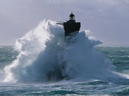 tela intelaiata “phare du four lors d’une tempete” - Arredamento marinaresco