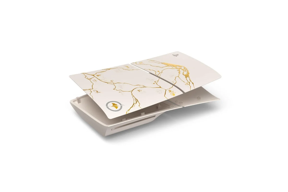 PlayStation 5 cover Ghost of Yotei edizione limitata CFI-ZCS2GZ7 oro