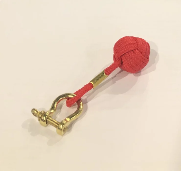 portachiavi con pugno di scimmia rosso - Abbigliamento marinaresco