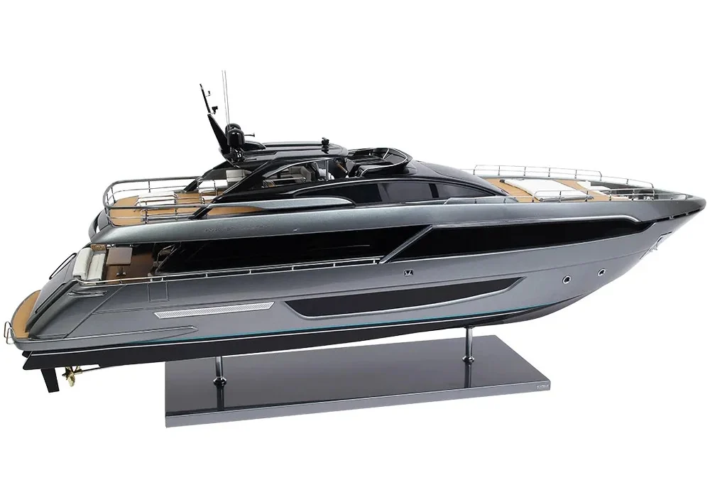riva corsaro 100′ grigio squalo - Arredamento marinaresco