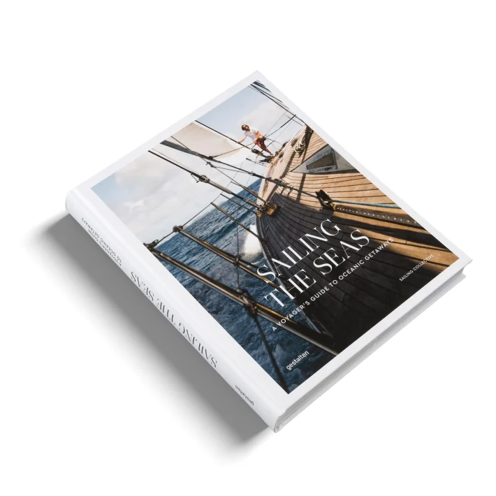 Sailing the seas - Libri e DVD