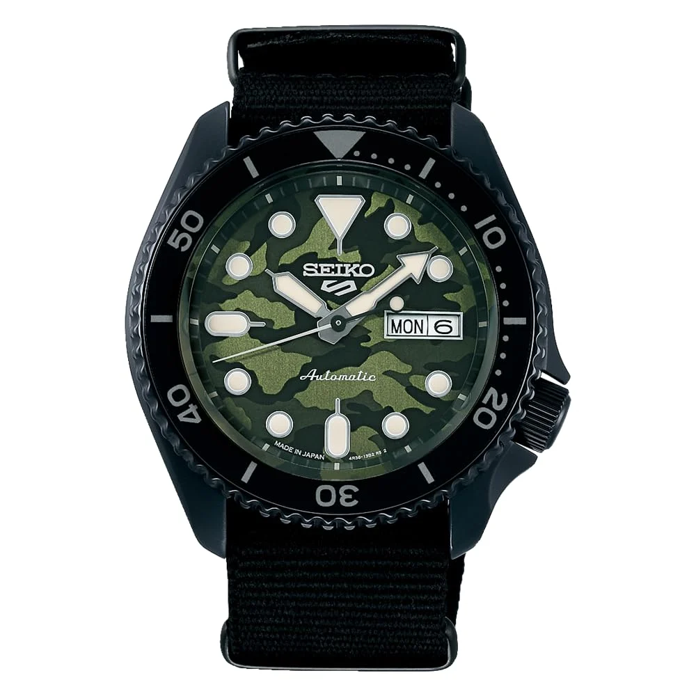 Seiko 5 Sports SKX Street Style Watch SBSA173