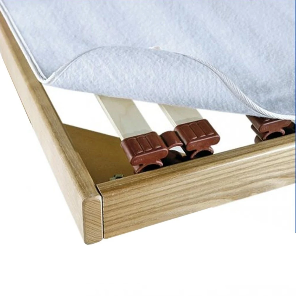 SET 2 PZ. COPRIRETE 1 PIAZZA TRAPUNTATO CON LACCETTI DI FISSAGGIO 90X195CM - TrAdE Shop Traesio