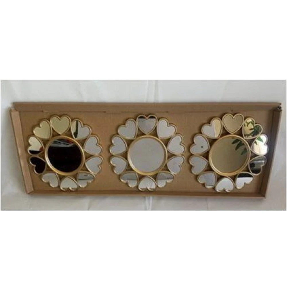 SET 3 PEZZI SPECCHI DA PARETE DECORATIVI CON CUORI SPECCHIO 25 X 25 CM 854118 - Kaela