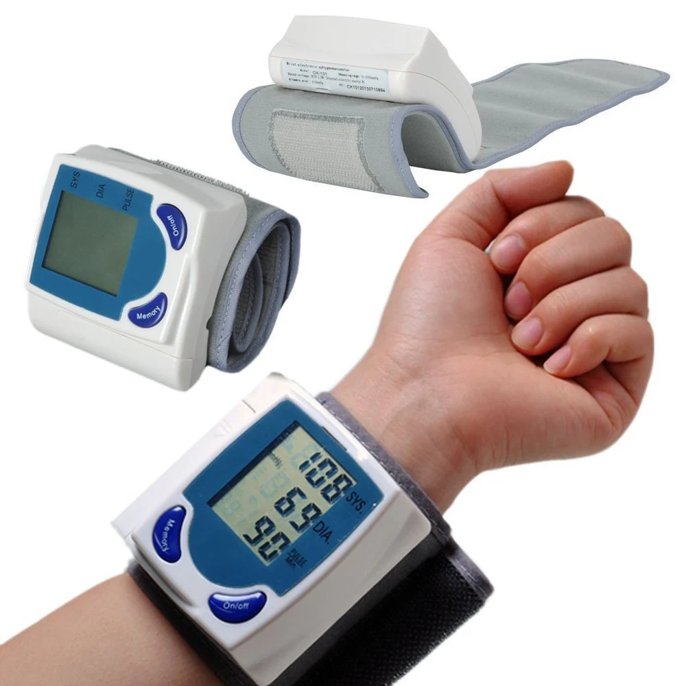SFIGMOMANOMETRO MISURATORE DI PRESSIONE DA POLSO AUTOMATICO DIGITALE LCD CK101 - TrAdE Shop Traesio