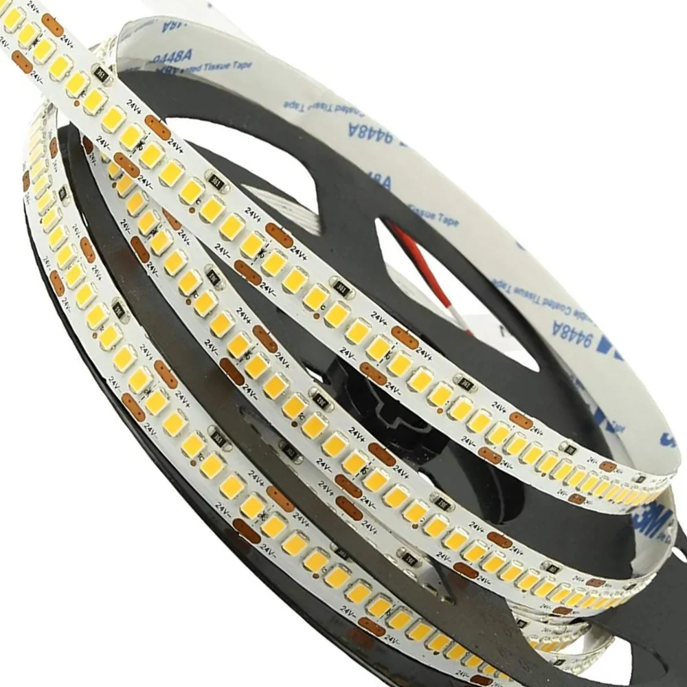 STRIP LED STRISCIA 600 LEDs/M 12V 24W/M LUNGHEZZA 5 MT 2400 LUMEN SENZA GUAINA - TrAdE Shop Traesio