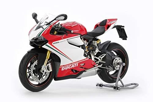 TAMIYA Ducati 1199 Panigale S Tricolore 1/12 Scale Model No.132 Red/White