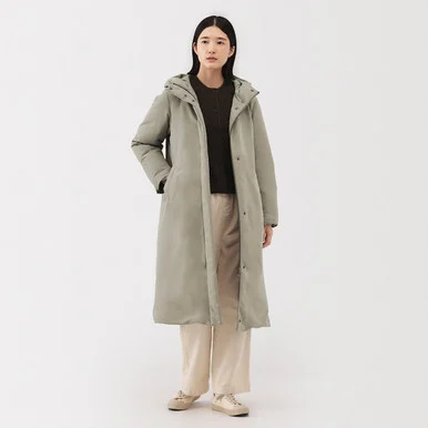 Cappotto lungo in piuma d'oca con cappuccio idrorepellente da donna