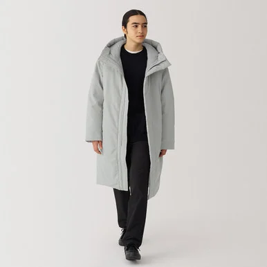 Cappotto con cappuccio in piumino da uomo