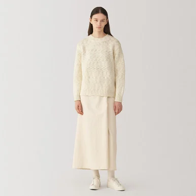 Maglione a maglia bassa in lana con collo giro da donna