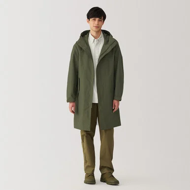 Cappotto con cappuccio misto cotone idrorepellente da uomo