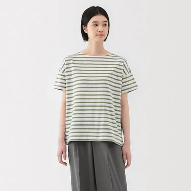 T‐shirt con scollo a barca in cotone spesso da donna ‐ A righe
