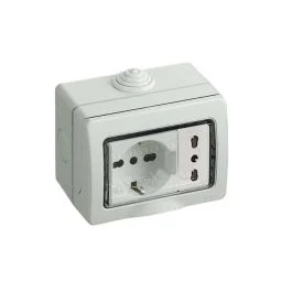 Presa bipasso + schuko in custodia IP55 3 moduli - Elettricità e automazioni