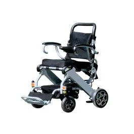 Sedia a rotelle elettrica Mistral pieghevole ed ultraleggera - Libercar