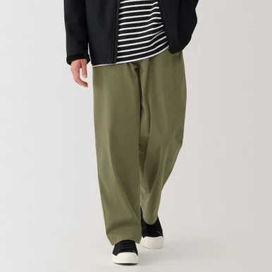 Pantaloni con tasche applicate in jersey elasticizzato da uomo