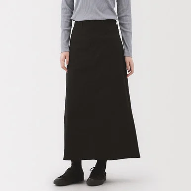 Gonna stretch chino svasata da donna